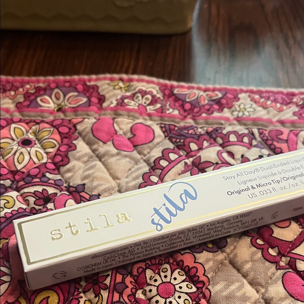 Stila Dual-Ended Liquid Lipstick Box in White, Gold & Blue